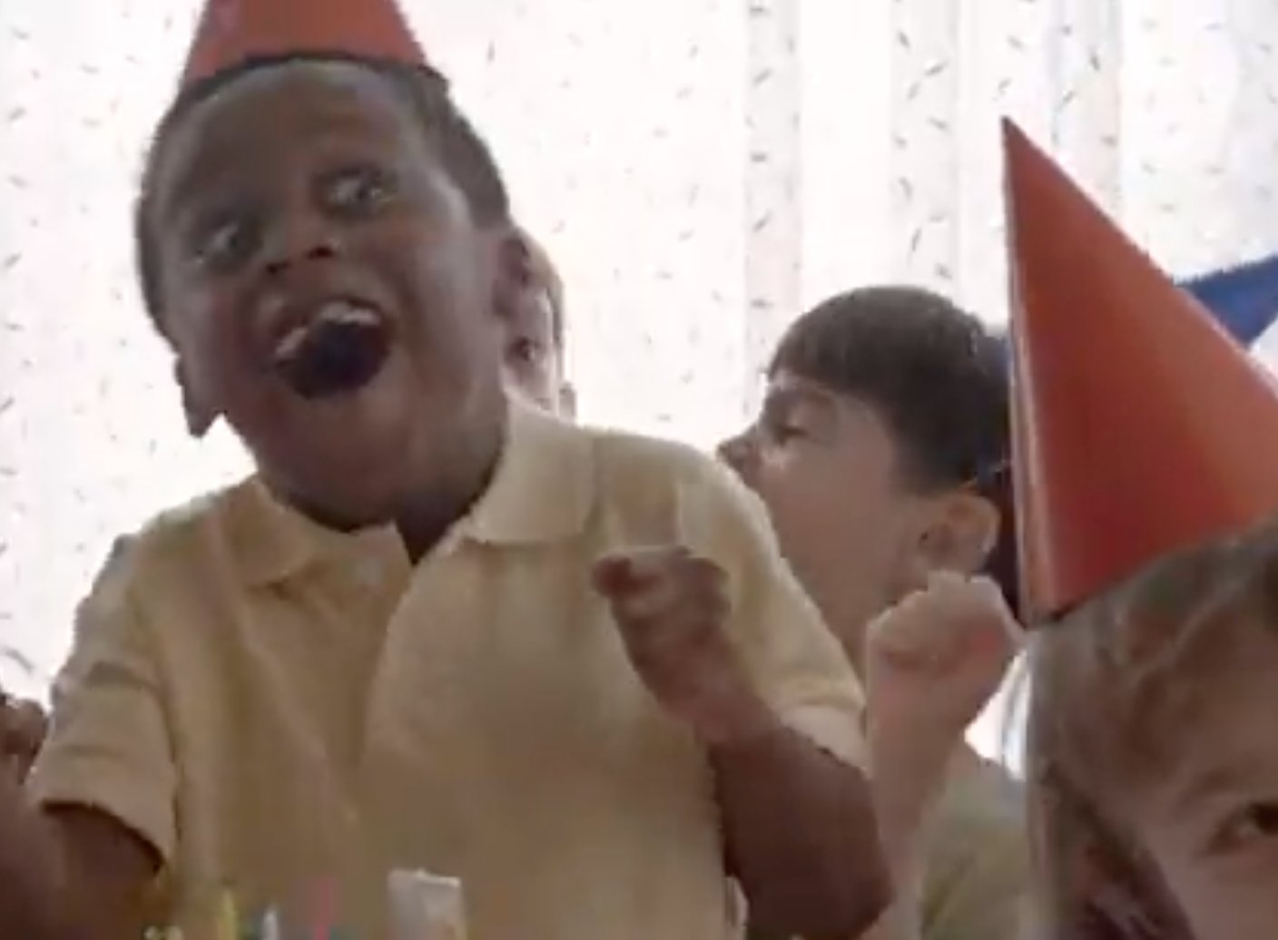 Watch Torii Hunter Piñata commercial